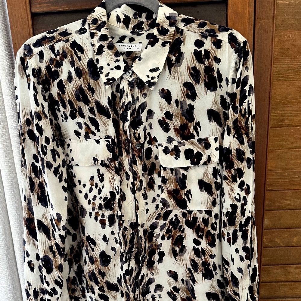 Equipment Brand classic leopard blouse